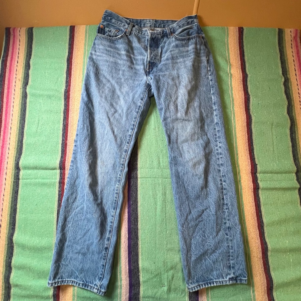 Levis 501 90s Jeans Womens 28 Light Wash Blue Straight Leg Denim Pants